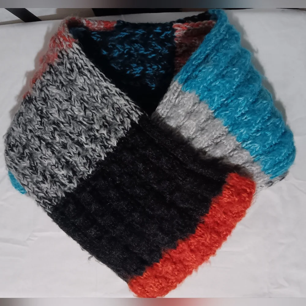 Andes Gifts - Colorblock Alpaca Infinity Scarf - OS